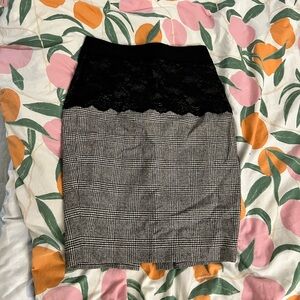 Lace pencil skirt